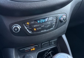 Ford Tourneo Courier I Mikrovan 1.0 EcoBoost 100KM 2016 Ford Tourneo Courier Ford Tourneo Courier Klims tylko 129ooo km Benzyna, zdjęcie 24