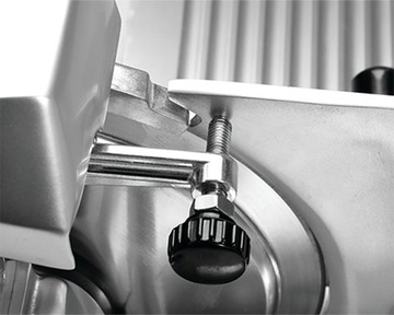 Krajalnica Yato do wędlin 220mm pół-automatyczna