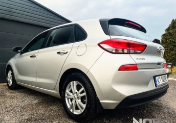 Hyundai i30 III Hatchback 1.0 T-GDI 120KM 2017 Hyundai i30 Bezwypadkowy, FV23, KredytowanieLeasing, gwarancja12m gethelp, zdjęcie 6