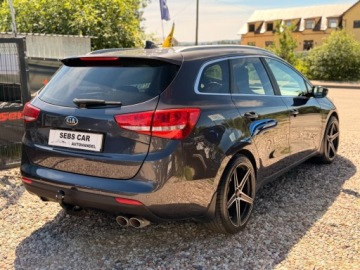 Kia Ceed II Kombi Facelifting 1.6 CRDi 136KM 2017 Kia Ceed GT LINE Automat Bogata wersja 1.6 Diesel 136KM, zdjęcie 3