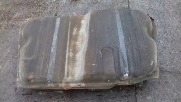 NÁDRŽ PALIVA BENZÍN TOYOTA CAMRY KOMBI 91-