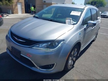 Chrysler Pacifica II 2018 Chrysler Pacifica 2018 CHRYSLER PACIFICA HYBRID LIMITED 3.6 Benzyna 260KM, zdjęcie 1