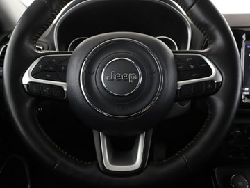 Jeep Compass II SUV 2.0 MJD 140KM 2019 Jeep Compass 2.0 M-Jet Automat Limited 4WD Navi, zdjęcie 20