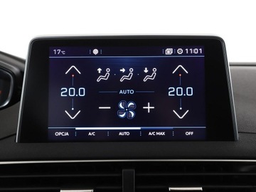 Peugeot 5008 II Crossover 1.2 PureTech 130KM 2018 Peugeot 5008 Allure navi PDC hak 7-osob. tempomat, zdjęcie 24