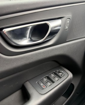 Volvo XC60 II Crossover D3 150KM 2019 Volvo XC 60 Volvo XC 60 2.0 Diesel 150KM, zdjęcie 29