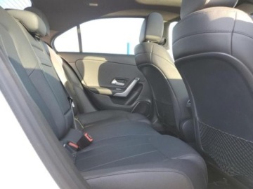 Mercedes Klasa A W177/V177 2019 Mercedes-Benz Klasa A 2.0L , od ubezpieczalni 2.0 Benzyna 188KM, zdjęcie 8