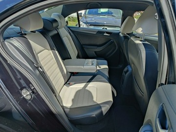 Volkswagen Jetta VI 2016 Volkswagen Jetta 1.8 TFSI 170 KM, Automat, Skóra,, zdjęcie 31