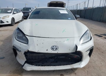 Toyota 2024 Toyota GR86 2024r., Premium, 2.4L, od ubezpieczalni 2.4 Benzyna 231KM, zdjęcie 1