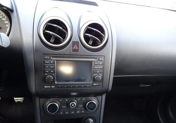 Nissan Qashqai I Crossover Facelifting  1.6 dCi 130KM 2013 Nissan Qashqai2 Bezwypadkowy Serwisowany 1-Wlasciciel Navi Kamera 360 4X4, zdjęcie 19