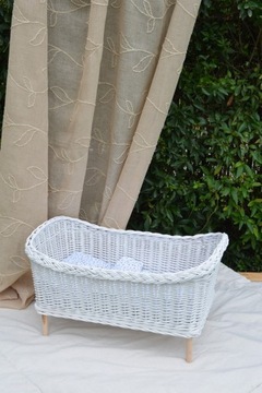 ŁÓŻECZKO WIKLINOWE D/LALEK BIAŁY + ŁĄCZKA BIAŁA