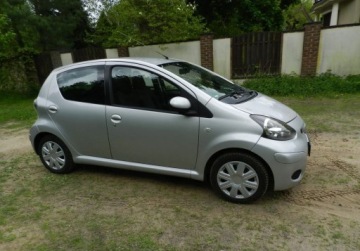 Toyota Aygo I Hatchback 3d 1.0 VVT-i 68KM 2009 Toyota Aygo mala tania niezawodna 5drzwi KLIMA bez rdzy Benzyna 68KM, zdjęcie 9