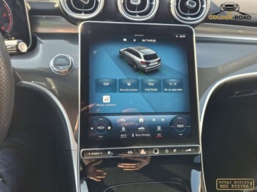 Mercedes Klasa C W206 Kombi 2.0 220d 200KM 2021 Mercedes-Benz Klasa C c220d 200KM AMG pakiet alcantara navi kamery 360 el., zdjęcie 15