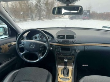 Mercedes Klasa E W211 2007 Mercedes-Benz Klasa E Mercedes-Benz E320 Avantgarde 3,0 D 224KM Zamiana 3.0, zdjęcie 2
