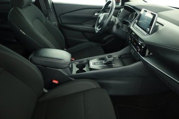 Nissan Qashqai III Crossover 1.3 DIG-T MHEV 158KM 2022 Nissan Qashqai 1.3 DIG-T MHEV, Salon Polska, zdjęcie 6