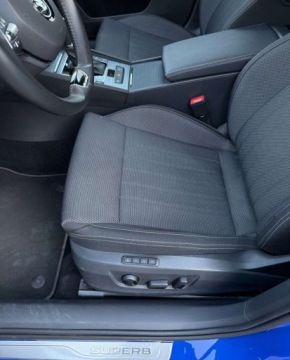 Skoda Superb III Kombi Facelifting 2.0 TDI SCR 150KM 2022 Skoda Superb Skoda Superb 2.0 TDI DSG Sportline 2.0 Diesel 150KM, zdjęcie 16