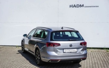 Volkswagen Passat B8 Variant Facelifting 1.5 TSI EVO 150KM 2020 Volkswagen Passat Volkswagen Passat Elegance 1.5 TSI 150KM DSG 1.5 Benzyna, zdjęcie 5