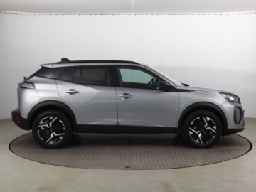 Peugeot 2008 II SUV Facelifting 1.2 PureTech 130KM 2024 Peugeot 2008 1.2 PureTech, Salon Polska, zdjęcie 5