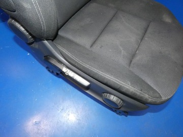 MERCEDES B W246 SEDADLO SPOLUJEZDCE PRAVÝ PŘEDNÍ