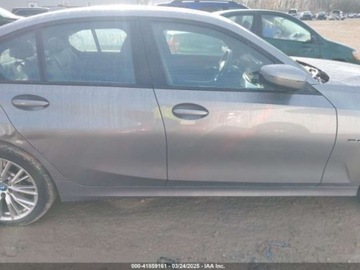 BMW Seria 3 G20-G21 2023 BMW Seria 3 330E xDrive 2023 2.0l 2.0 Hybryda 180KM, zdjęcie 6