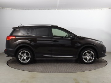 Toyota RAV4 IV MPV D-4D 125 124KM 2014 Toyota RAV 4 2.0 D-4D, Salon Polska, 4X4, Skóra, zdjęcie 5