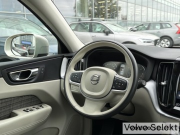 Volvo XC60 II Crossover D4 190KM 2017 Volvo XC 60 XC60 D4 AWD Momentum, Pakiet Winter, P, zdjęcie 11