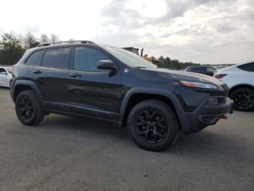 Jeep Cherokee V Terenowy 3.2 V6 272KM 2016 Jeep Cherokee Trailhawk 2016 3.2 Benzyna 271KM, zdjęcie 4