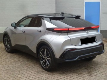 Toyota C-HR II SUV Plug-In 2.0 Hybrid Dynamic Force Plug-in  223KM 2026 Executive 2.0 Plug-in Hybrid Dynamic Force 223KM | Podgrzewane fotele!, zdjęcie 2