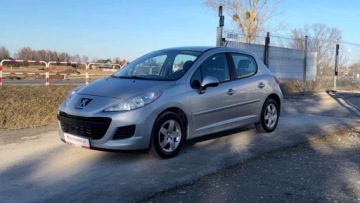 Peugeot 207 Hatchback 5d 1.4 75KM 2010 Peugeot 207 Raty 1.4 8V benz 75KM Starsza jednostka bez awaryjna KLIMA GW, zdjęcie 5