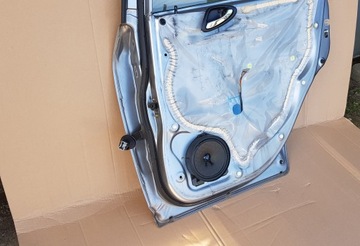 DVEŘE LEVÉ PRAVÝ ZADNÍ SKLO (OKNO) NH642M EU HONDA JAZZ II 02-08