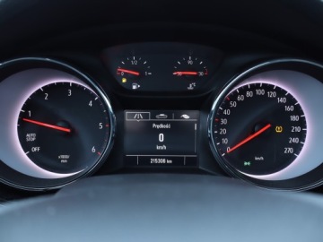 Opel Astra J GTC 1.6 CDTI Ecotec 136KM 2017 Opel Astra 1.6 CDTI, Salon Polska, Skóra, Klima, zdjęcie 10