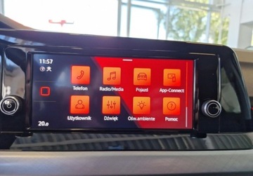 Volkswagen Golf VIII Variant 1.5 TSI 150KM 2022 Volkswagen Golf 1.5 Benzyna 150KM, zdjęcie 17