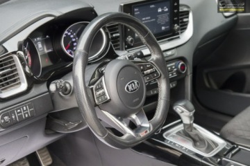 Kia Proceed Shooting Brake Facelifting 1.5 T-GDI 160KM 2022 Kia Pro Cee'd GT-line / LEDY / Kamera Cofania, zdjęcie 21