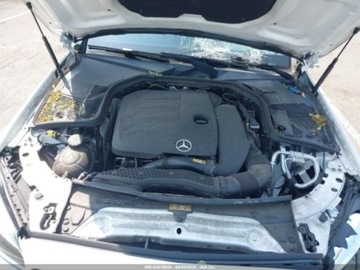 Mercedes Klasa C W205 2019 Mercedes-Benz Klasa C 2019 MERCEDES-BENZ C 300 4MATIC 2.0 Benzyna 255KM, zdjęcie 16