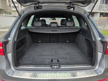 Mercedes GLC C253 SUV 2.0 250 211KM 2018 MERCEDES GLC 250 4MATIC AMG Line 2.0 benzyna 211KM Bezwypadkowy Serwis, zdjęcie 30