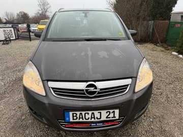 Opel Zafira B 1.6 Twinport ecoFLEX 115KM 2009 OPEL ZAFIRA 2009 1.6 7-osobowy stan bdb, zdjęcie 7