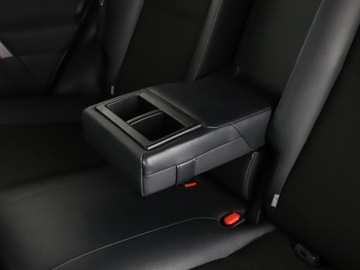 Toyota RAV4 IV MPV Facelifting 2.5 Hybrid 197KM 2016 Toyota RAV-4 4x4 półskóra navi kamera grzane, zdjęcie 35