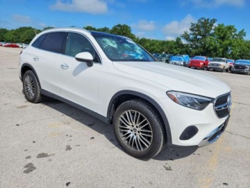 Mercedes GLC C254/X254 2024 Mercedes-Benz GLC 300 4matic 2024 2.0 Benzyna 255KM, zdjęcie 4