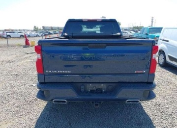 Chevrolet Silverado II 2021 Chevrolet Silverado 2021, 5.3L, 4x4, Z71 RST, od ubezpieczalni 5.3 Benzyna, zdjęcie 1