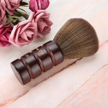 Мягкая расческа Neck Duster