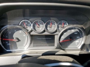 Chevrolet Silverado II 2022 Chevrolet Silverado 2022, 6.4L, 4x4, K2500 CUSTOM, od ubezpieczalni 6.4, zdjęcie 9