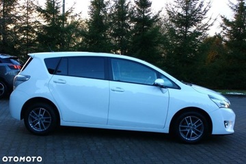 Toyota Verso Minivan Facelifting 1.6 D-4D 112KM 2015 Toyota Verso Toyota Verso 1.6 D-4D 7-Sitzer StartStop Skyview Edition 1.6, zdjęcie 20