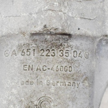 MERCEDES BENZÍN E TŘÍDA W212 DRŽÁK MOTORU A6512233504 PRAVÝ 2.1 D 120KW