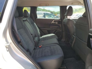 Mitsubishi Outlander III 2022 Mitsubishi Outlander SE 2022 2.5l 2.5 Benzyna 181KM, zdjęcie 11