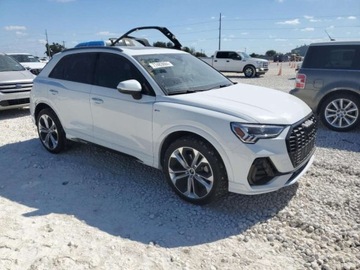 Audi Q3 II 2022 Audi Q3 2022, 2.0L, 4x4, PREMIUM PLUS S-LINE, od ubezpieczalni 2.0 Benzyna, zdjęcie 2