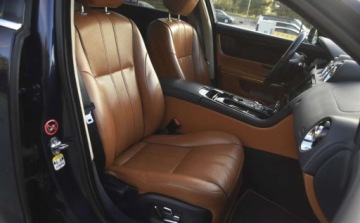 Jaguar XJ VII X351 Sedan SWB 3.0L V6D 600 275KM 2015 Jaguar XJ Jaguar XJ 3.0 V6 S Premium Luxury 3.0 Diesel 275KM, zdjęcie 7