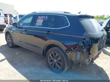 Volkswagen Tiguan II 2022 Volkswagen Tiguan 2022r, 2.0L 2.0 Benzyna 185KM, zdjęcie 4