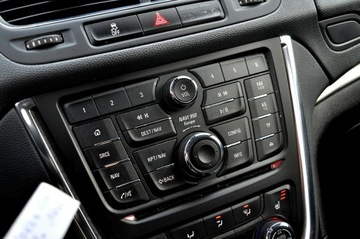 Opel Mokka I SUV 1.4 Turbo ECOTEC 140KM 2014 Opel Mokka 1,4 Turbo 140Km Skóra Grzana Kiera, zdjęcie 23