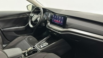 Skoda Octavia IV Liftback 1.5 TSI EVO 150KM 2023 Škoda Octavia Skoda Octavia 1.5 TSI e-Tec, zdjęcie 13