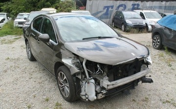 DS 4 I Hatchback (Citroen) 1.6 HDi 112KM 2012 Citroen DS4 1.6 Diesel 112KM, zdjęcie 2