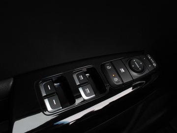 Kia Sportage IV SUV Facelifting 1.6 T-GDI 177KM 2019 Kia Sportage Kamera Nawigacja Fotele elektrycznie, zdjęcie 27